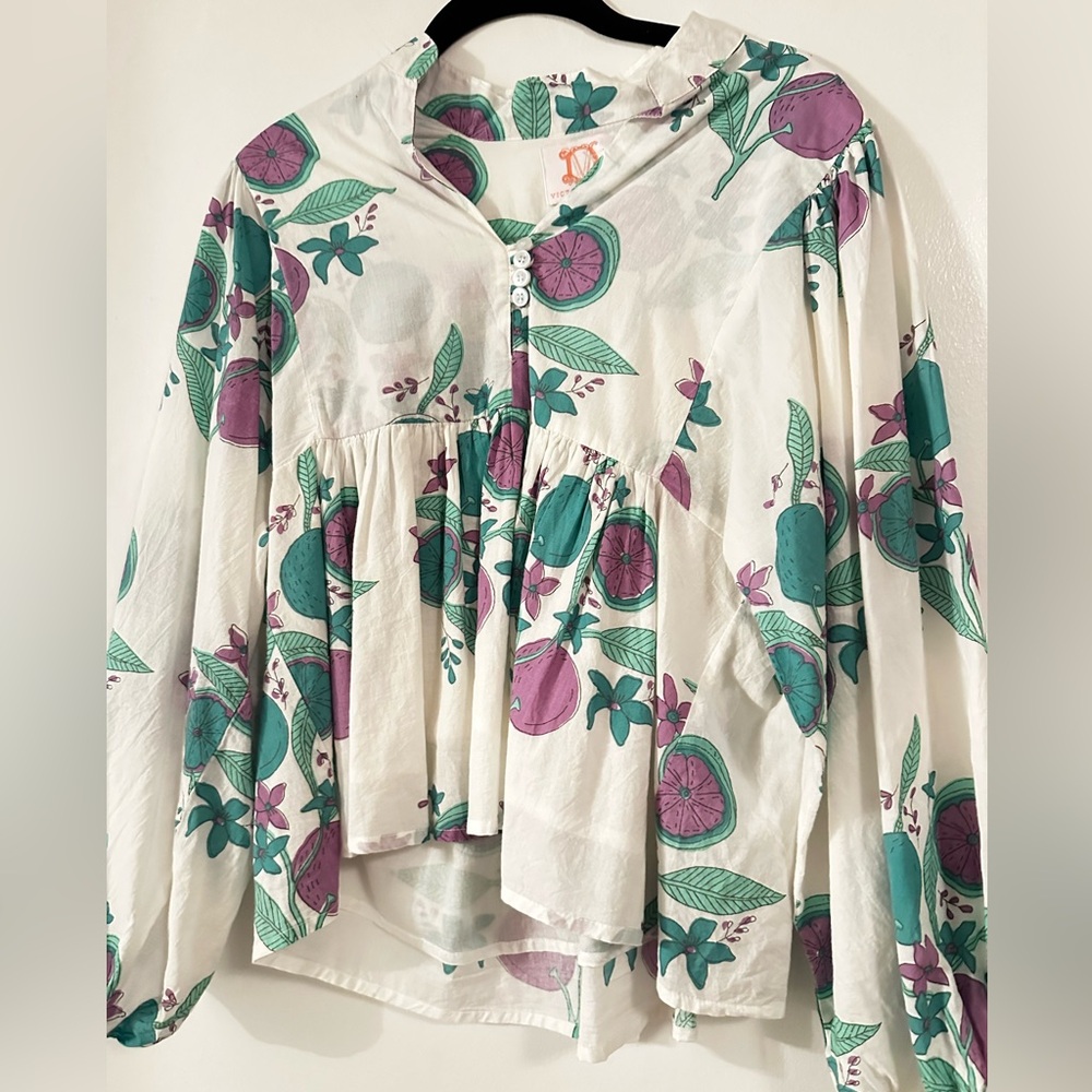 VICTORIA  DUNN Teal and Purple Floral Top XS